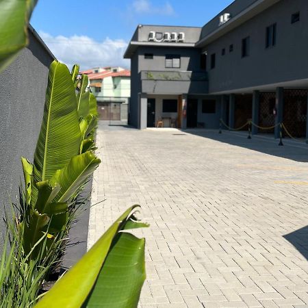 Pousada Cadiz - Piscina Climatizada Бертиога Екстериор снимка